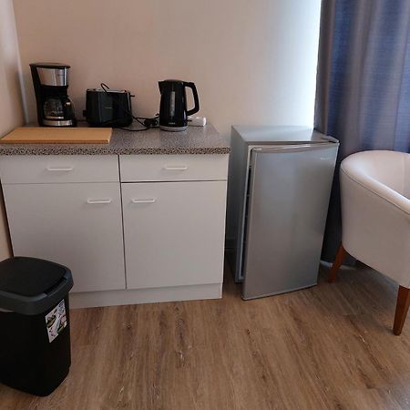 Haus Strandlust- Gemuetliches Studio Direkt Am Duemmer Apartamento Lembruch Exterior foto