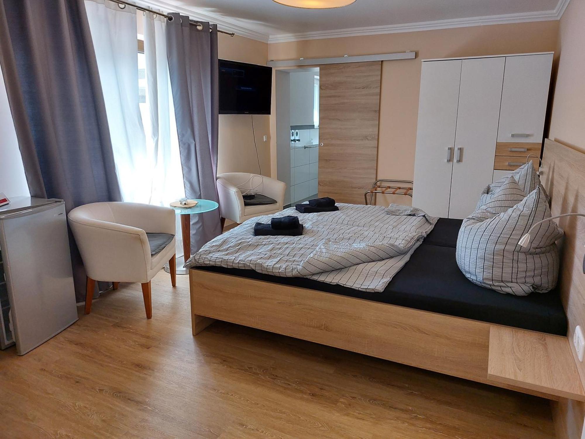Haus Strandlust- Gemuetliches Studio Direkt Am Duemmer Apartamento Lembruch Exterior foto